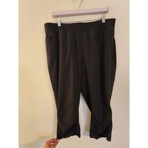 Zenergy Chico's Size 2(12) Nylon/Spandex Ruched Cropped‎ Pants W/ZIP Pockets